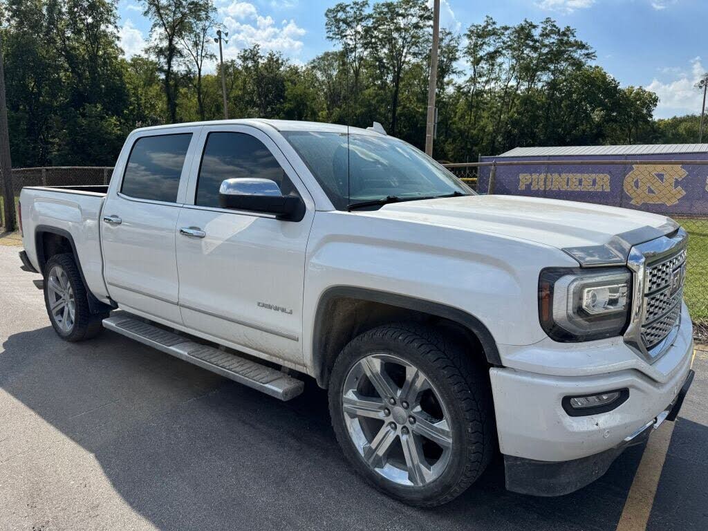 2018 GMC Sierra 1500 Denali Crew Cab 4WD