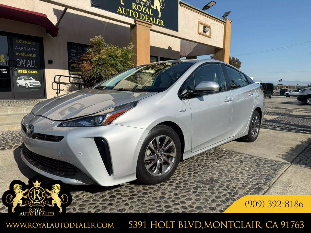 2019 Toyota Prius Limited FWD