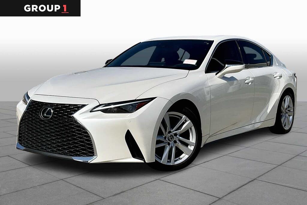 2024 Lexus IS 300 RWD