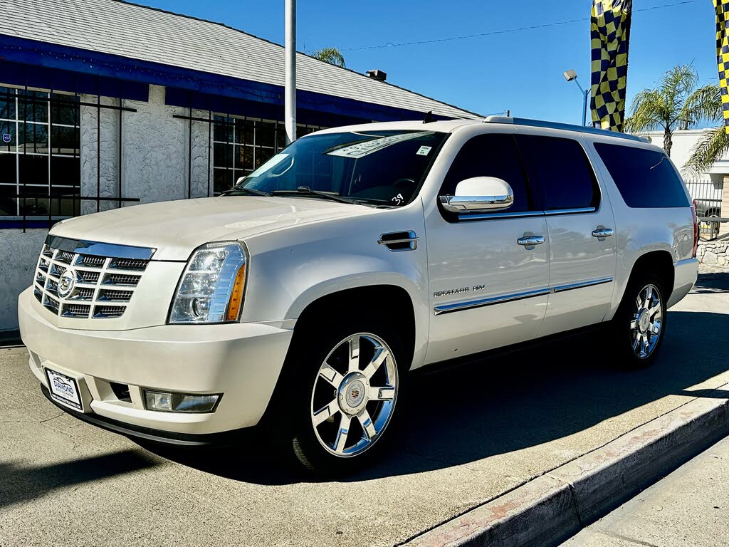 2012 Cadillac Escalade ESV Luxury RWD