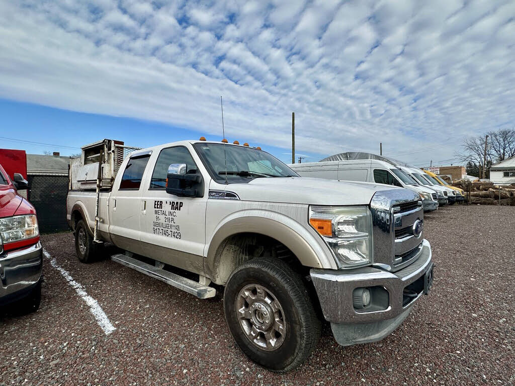 2012 Ford F-250 Super Duty Lariat Crew Cab 4WD