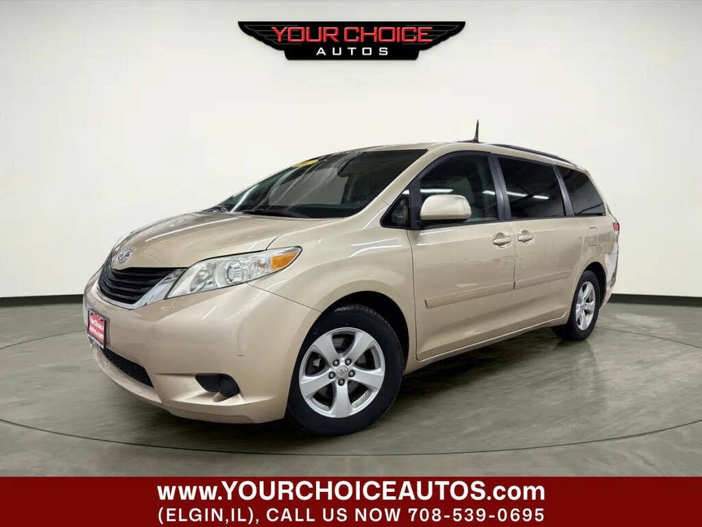 2012 Toyota Sienna LE 8-Passenger