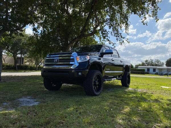 2014 Toyota Tundra SR5 CrewMax 4.6L