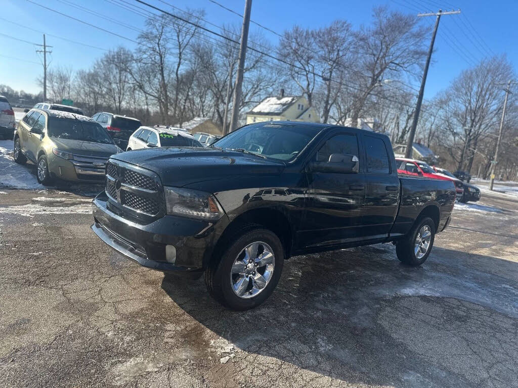 2015 RAM 1500 Express Quad Cab 4WD