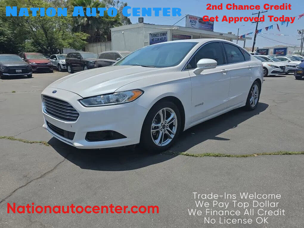 2016 Ford Fusion Hybrid Titanium FWD