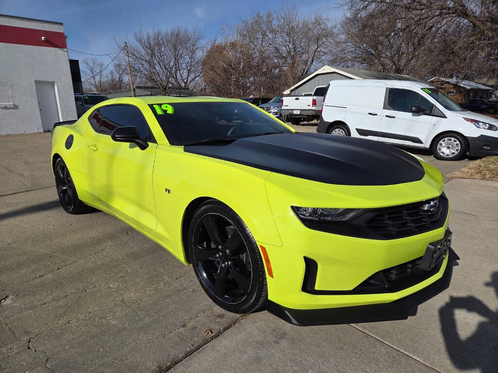 2019 Chevrolet Camaro 1LT Coupe RWD