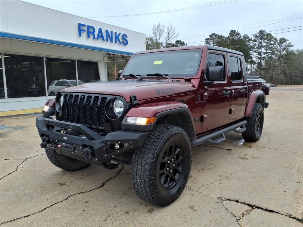 2021 Jeep Gladiator Willys Crew Cab 4WD