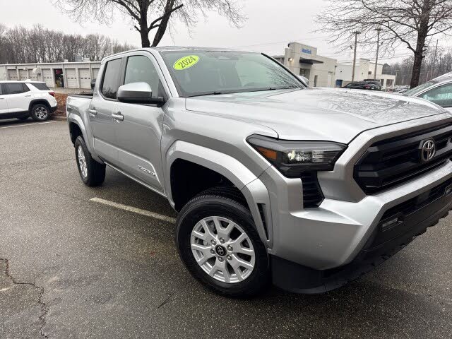 2024 Toyota Tacoma SR5 Double Cab 4WD