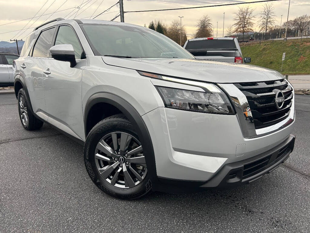 2025 Nissan Pathfinder SV 4WD