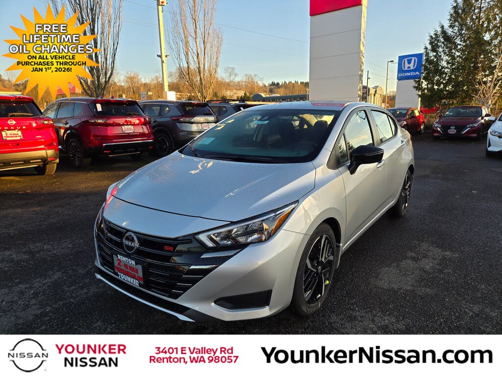 2025 Nissan Versa SR FWD