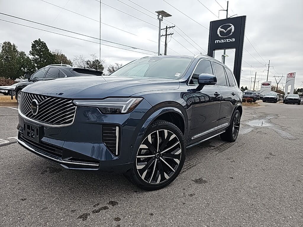 2025 Volvo XC90 B6 Ultra Bright Theme 6-Passenger AWD