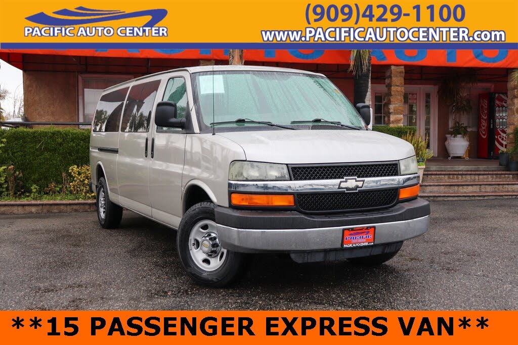 2005 Chevrolet Express 3500 Extended RWD