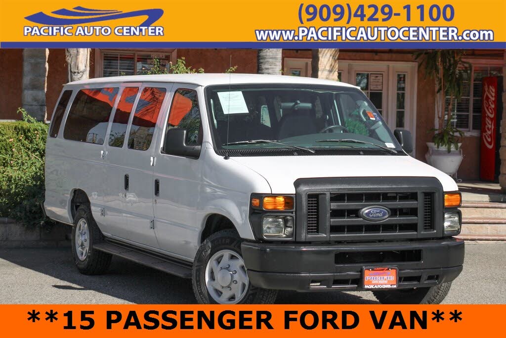 2008 Ford E-Series E-350 XLT Super Duty Extended Passenger Van