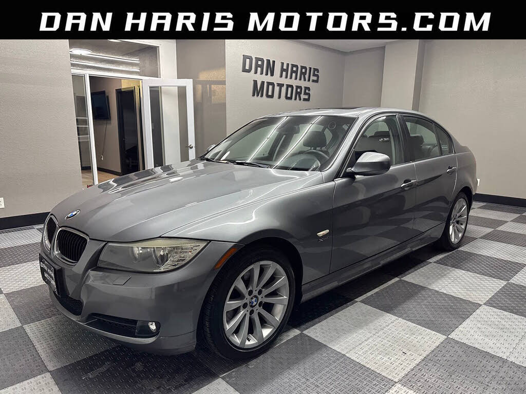 2011 BMW 3 Series 328i xDrive Sedan AWD