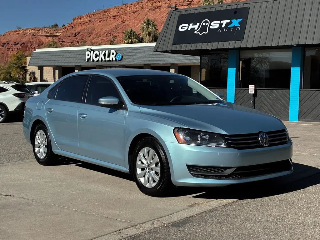 2013 Volkswagen Passat S