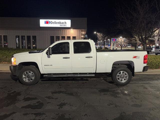 2014 Chevrolet Silverado 2500HD LT Crew Cab 4WD
