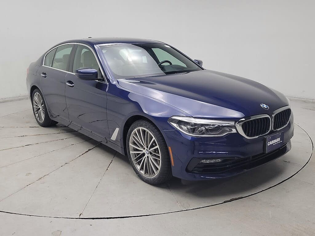 2017 BMW 5 Series 540i Sedan RWD