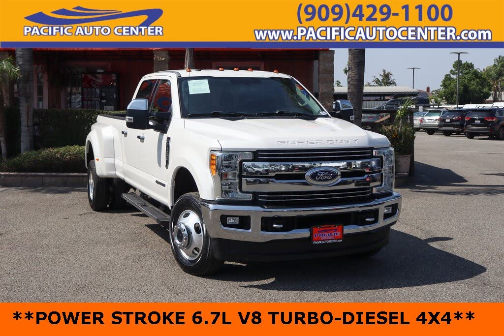 2017 Ford F-350 Super Duty Lariat Crew Cab LB DRW 4WD