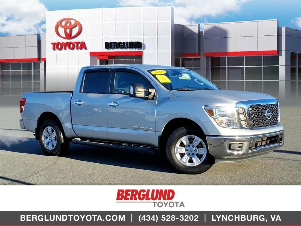 2018 Nissan Titan SV Crew Cab 4WD