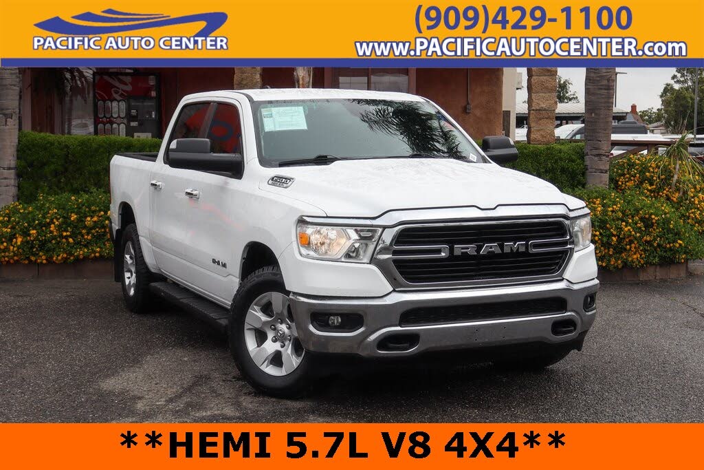 2020 RAM 1500 Big Horn Crew Cab 4WD