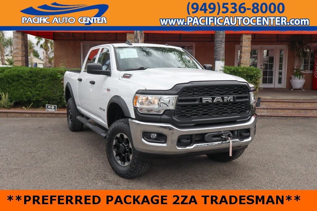 2020 RAM 2500 Tradesman Crew Cab 4WD