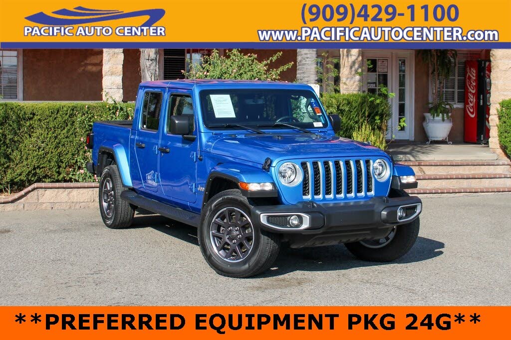 2021 Jeep Gladiator Overland Crew Cab 4WD