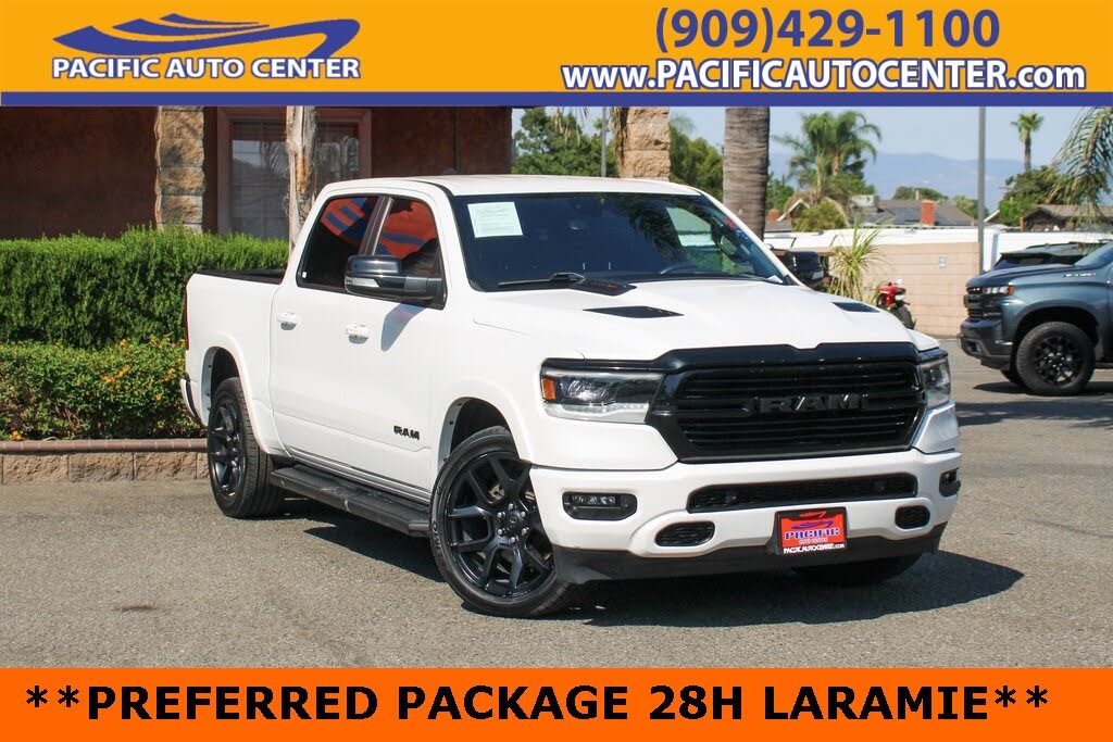2022 RAM 1500 Laramie Crew Cab RWD