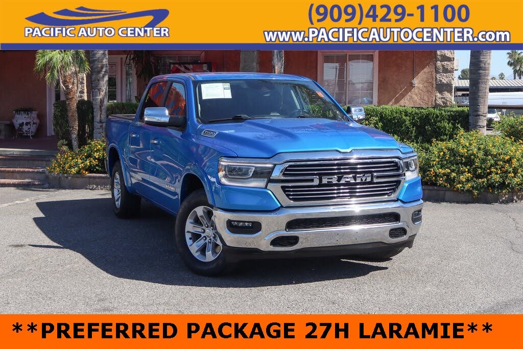 2022 RAM 1500 Laramie Crew Cab 4WD