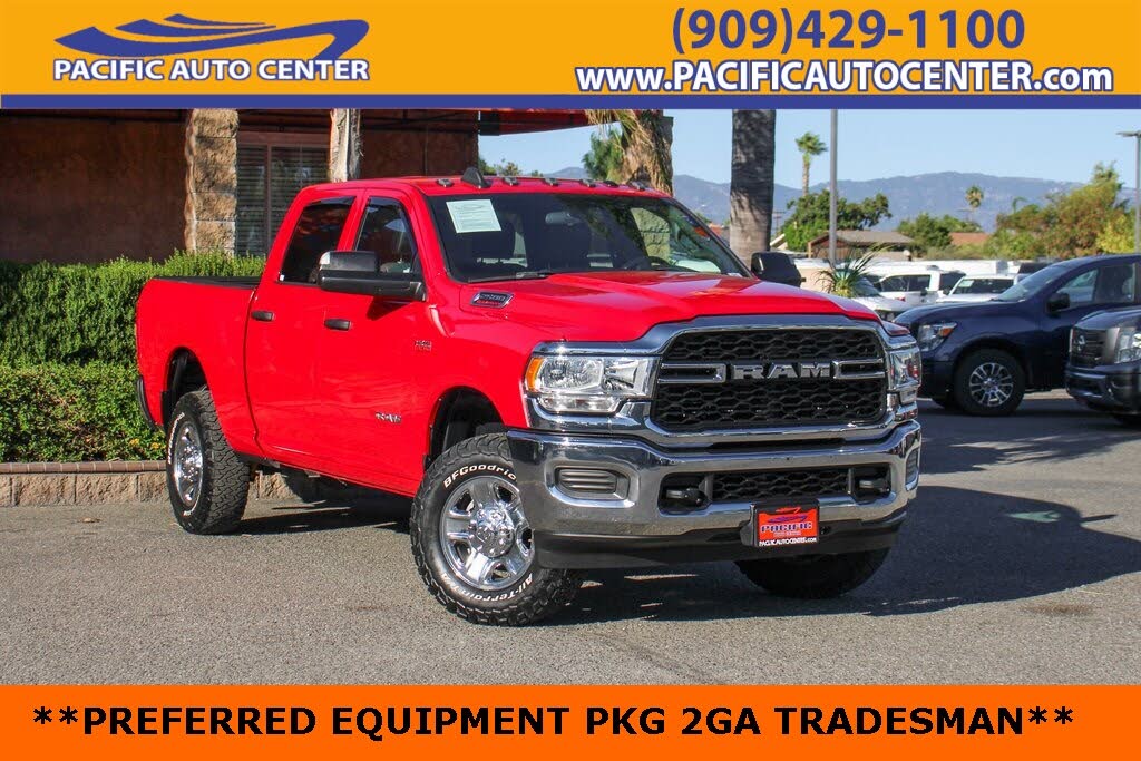 2022 RAM 2500 Tradesman Crew Cab 4WD