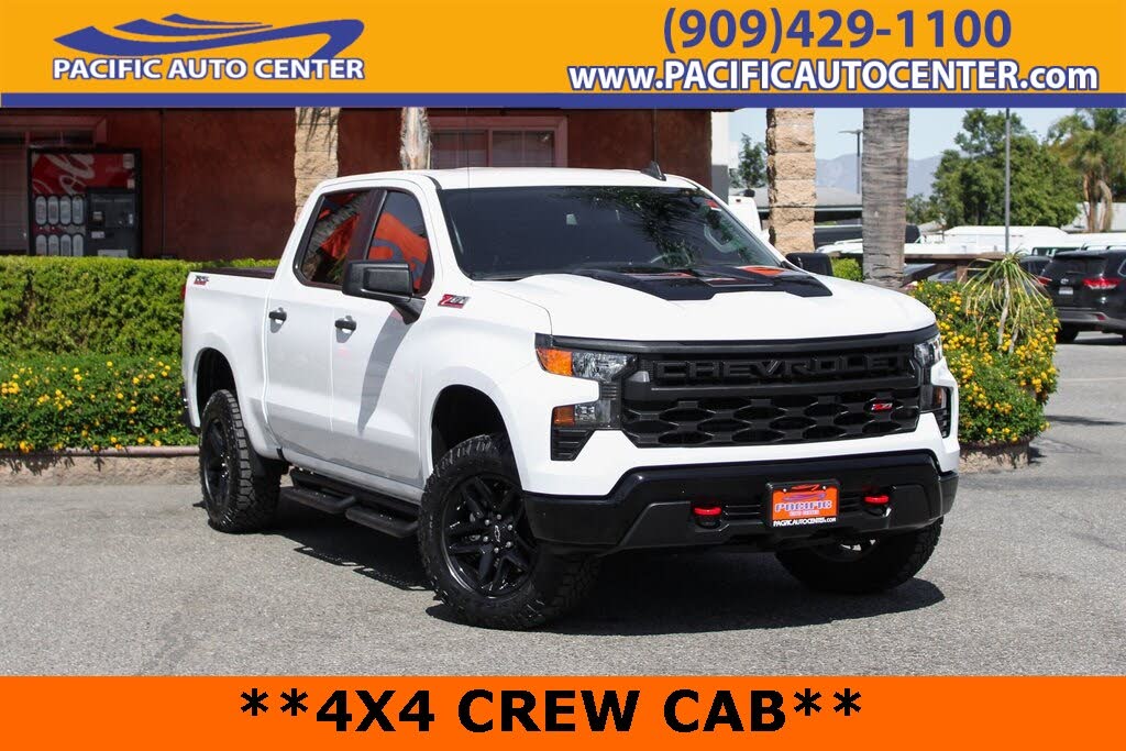 2023 Chevrolet Silverado 1500 Custom Trail Boss Crew Cab 4WD