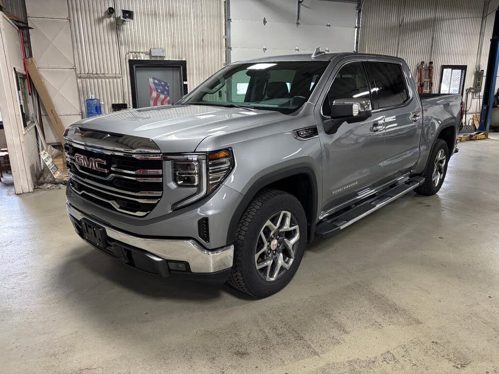 2023 GMC Sierra 1500 SLT Crew Cab 4WD