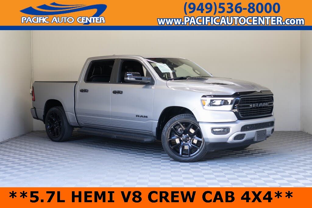 2023 RAM 1500 Laramie Crew Cab 4WD