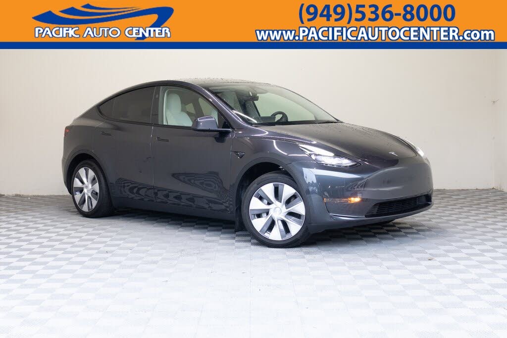 2024 Tesla Model Y Long Range RWD