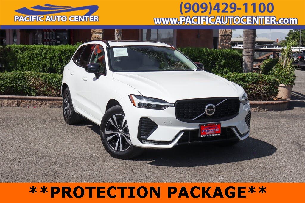 2024 Volvo XC60 B5 Core Dark Theme AWD