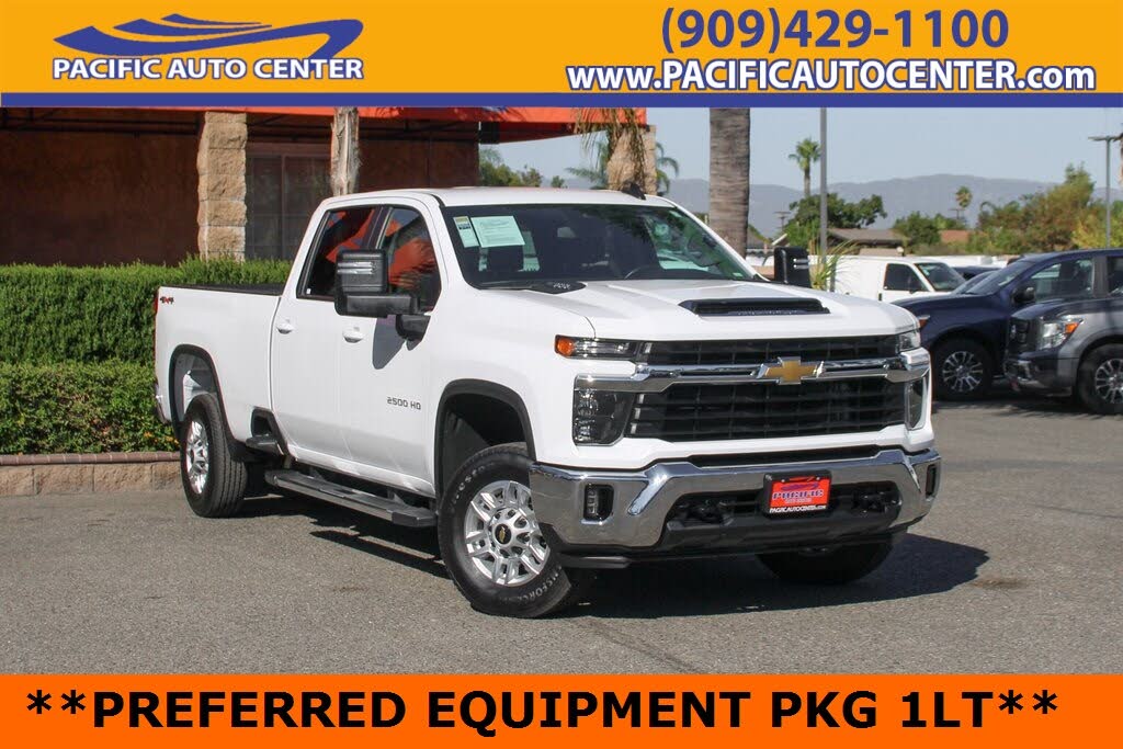2025 Chevrolet Silverado 2500HD LT Crew Cab 4WD