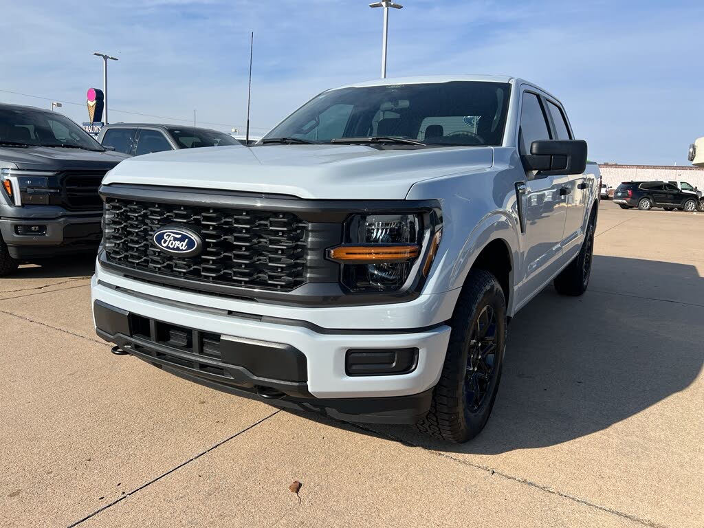 2025 Ford F-150 STX 4dr SuperCrew 4WD