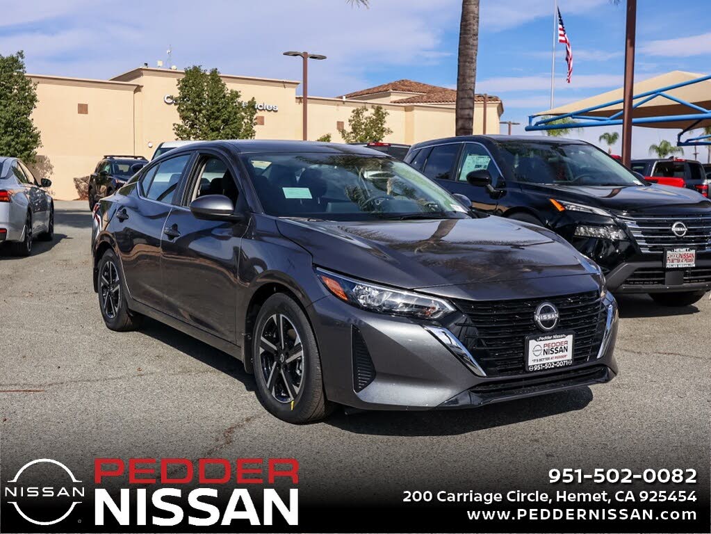 2025 Nissan Sentra SV FWD