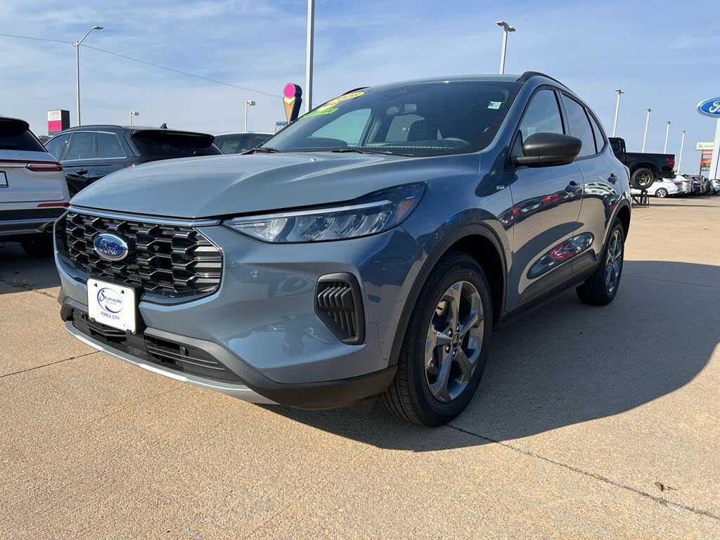 2026 Ford Escape ST-Line FWD