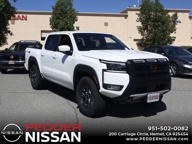 2026 Nissan Frontier PRO-4X Crew Cab 4WD