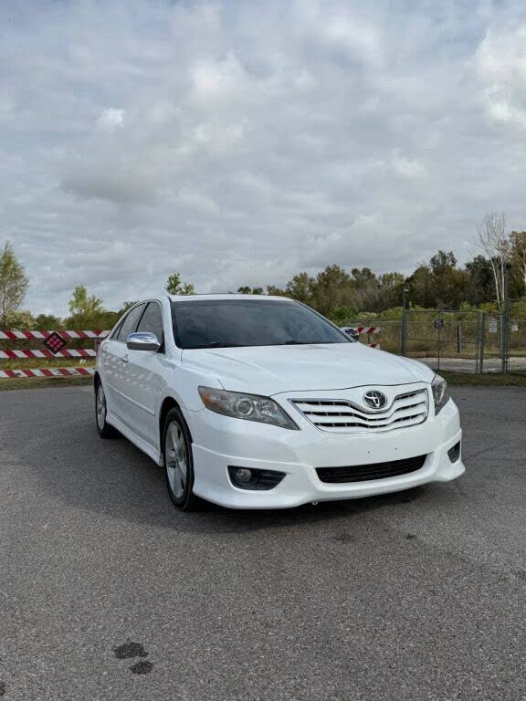 2011 Toyota Camry LE V6