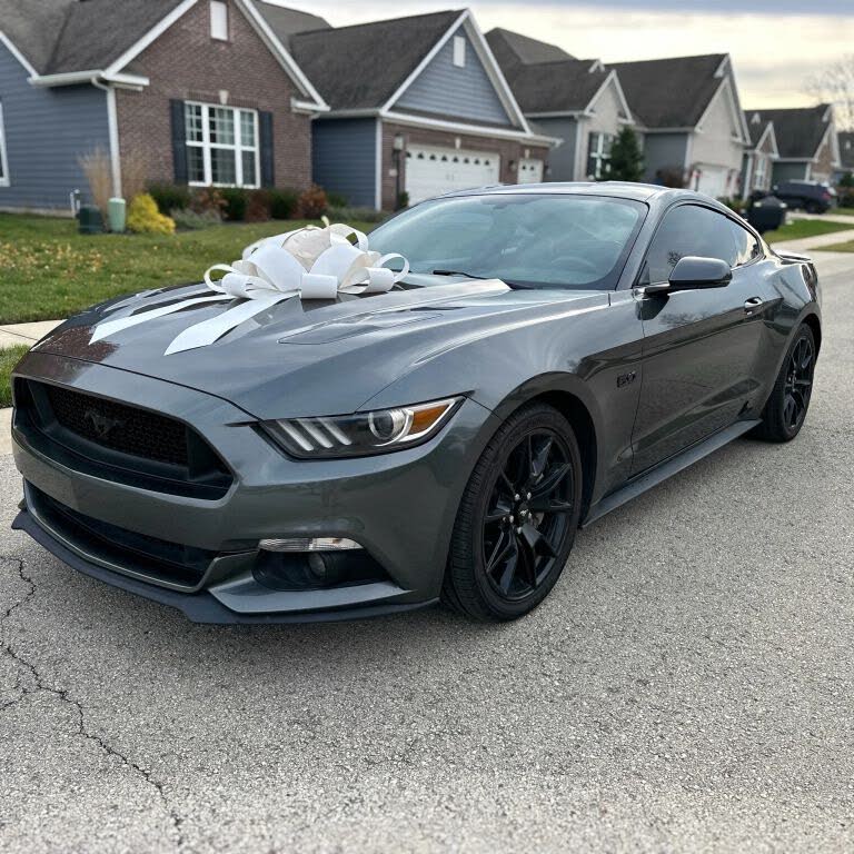 2017 Ford Mustang GT Premium Coupe RWD