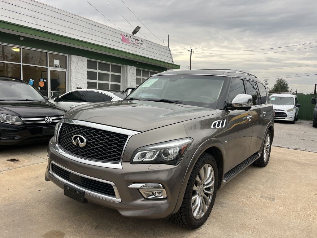 2017 INFINITI QX80 RWD