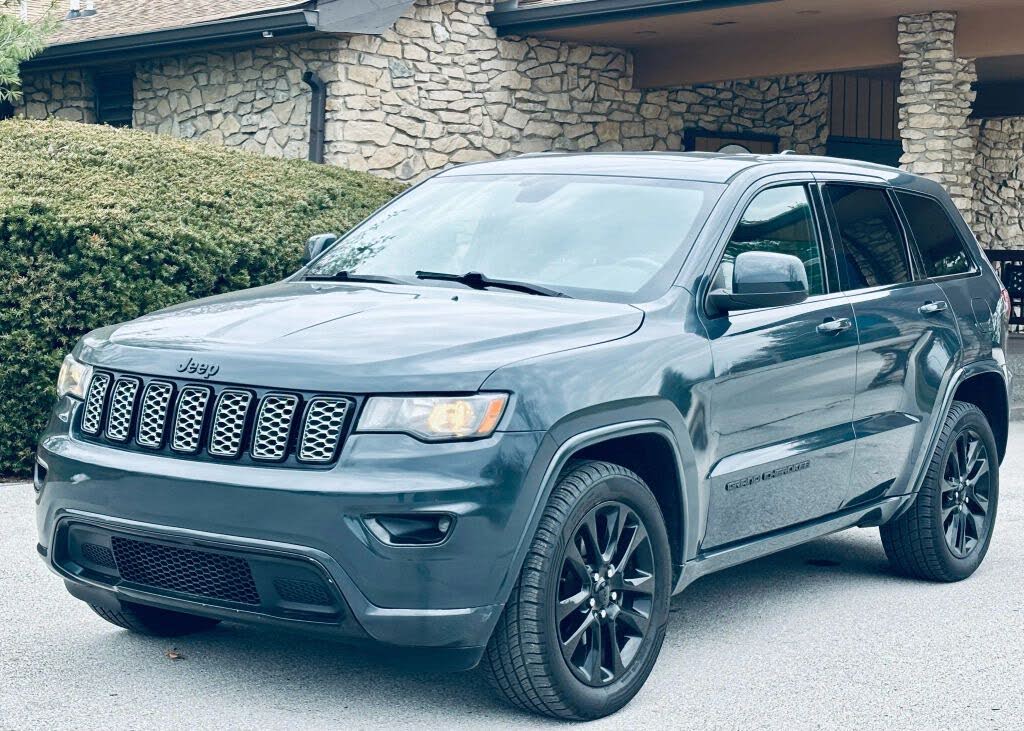 2018 Jeep Grand Cherokee Altitude 4WD