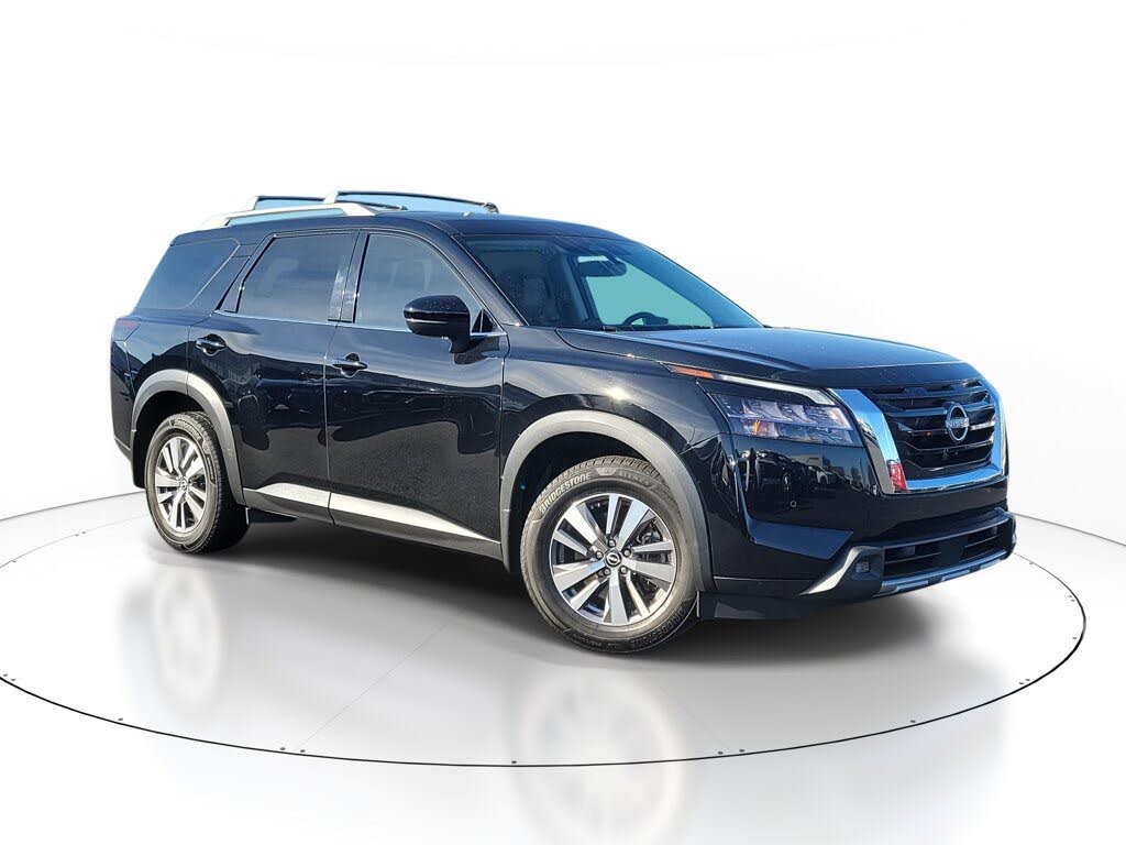 2022 Nissan Pathfinder SL 4WD