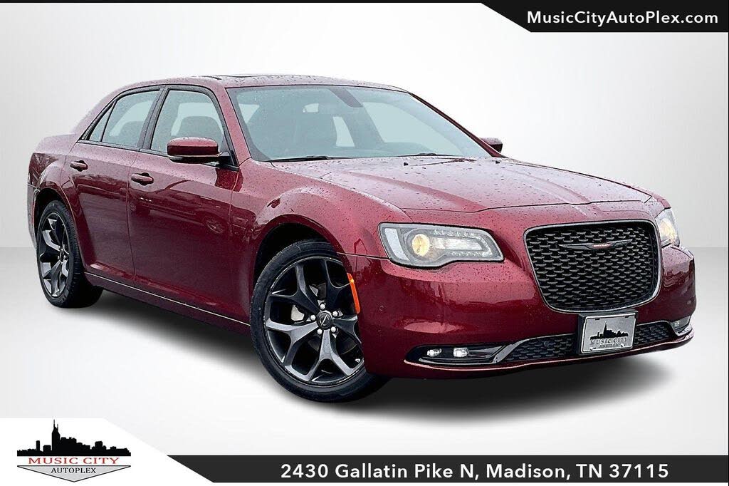 2023 Chrysler 300 S V6 RWD