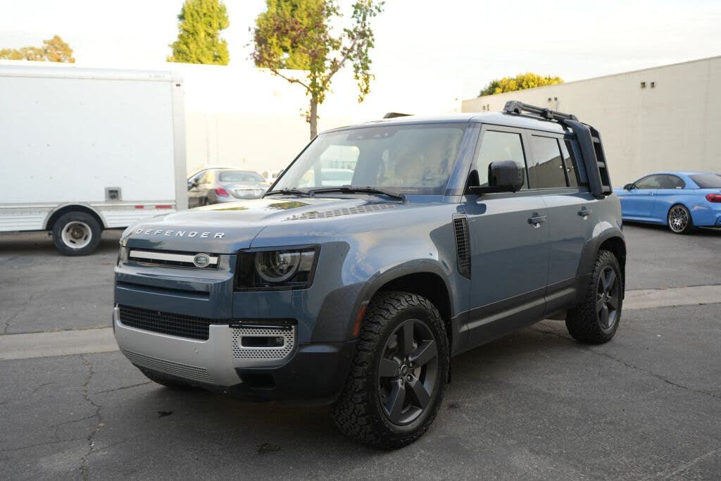 2023 Land Rover Defender 110 SE AWD