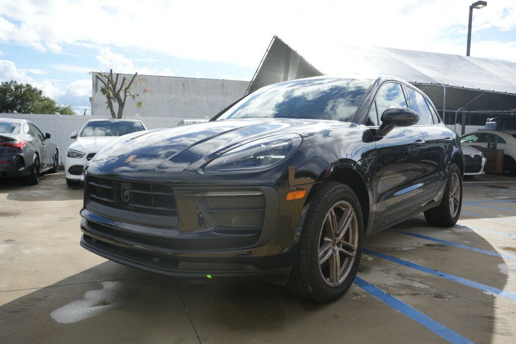 2023 Porsche Macan T AWD