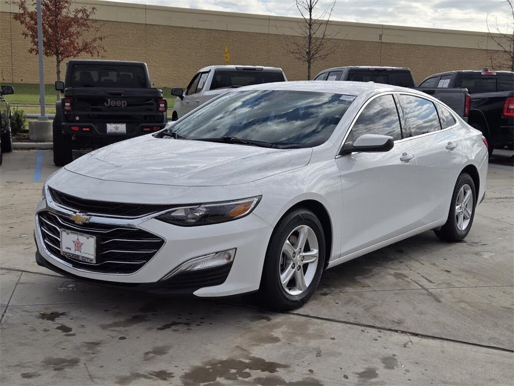 2024 Chevrolet Malibu LS FWD