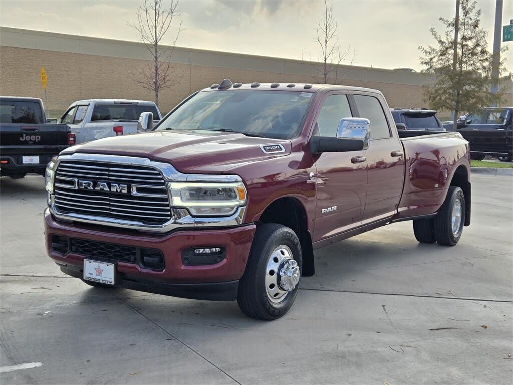 2024 RAM 3500 Laramie Crew Cab LB DRW 4WD