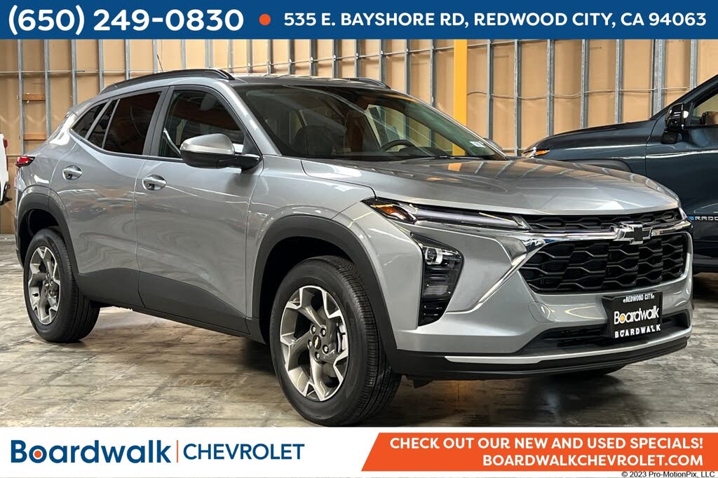 2025 Chevrolet Trax LT FWD